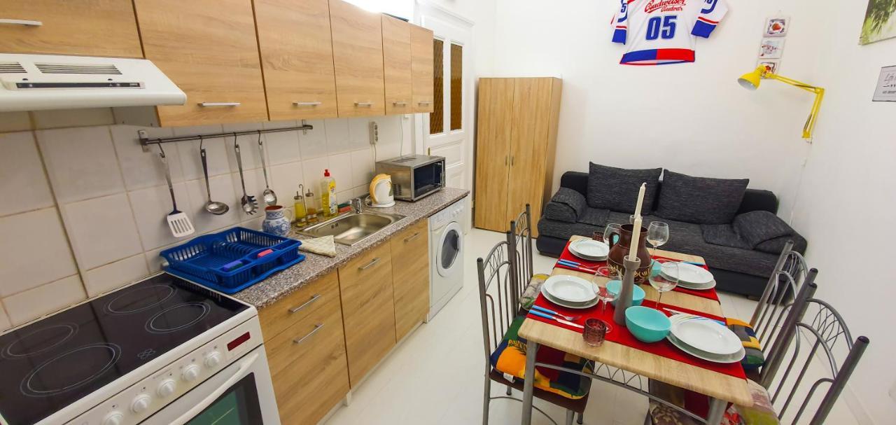Apartment In The Center Of Praga Exterior foto